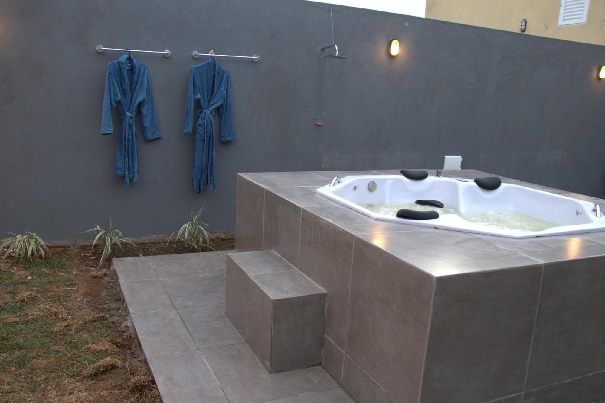Casa Com Spa De Hidro Com Aquecedor A 700 Mts Do Centro Chapada dos Guimaraes Luaran gambar