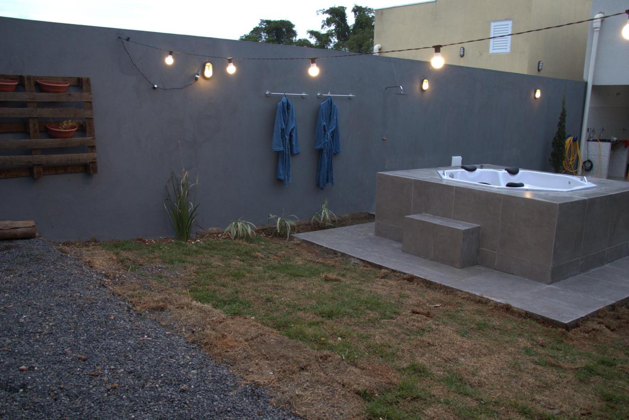 Casa Com Spa De Hidro Com Aquecedor A 700 Mts Do Centro Chapada dos Guimaraes Luaran gambar